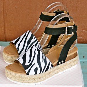 SODA Topic Zebra Print Sandals Espadrille NEW!
